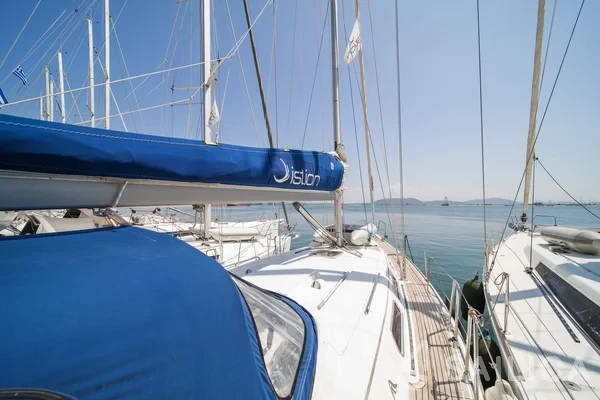 Hanse 400 - Yacht Charter Sailica