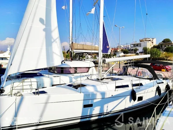 Hanse 458 - Yacht Charter Sailica