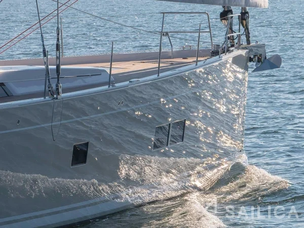 Hanse 675 - Yacht Charter Sailica