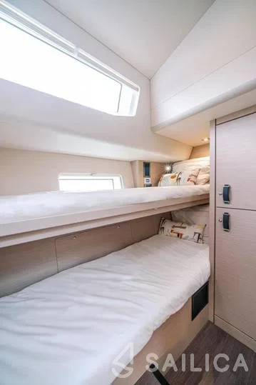 Jeanneau 65 - Yacht Charter Sailica