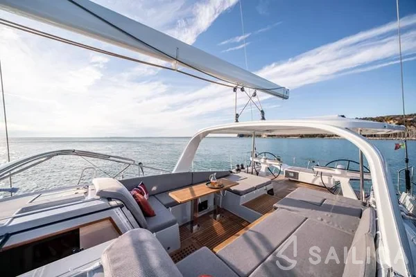 Jeanneau 65 - Yacht Charter Sailica