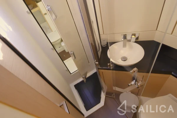 Jeanneau 65 - Yacht Charter Sailica