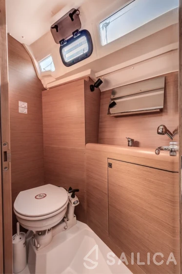 Sun Odyssey 349 - Yacht Charter Sailica