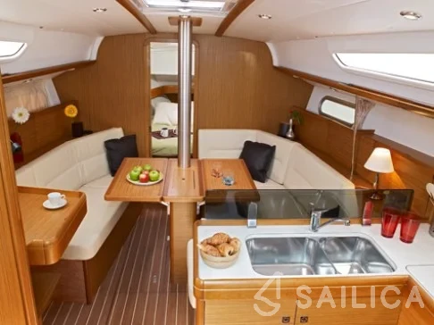 Sun Odyssey 36i - Yacht Charter Sailica