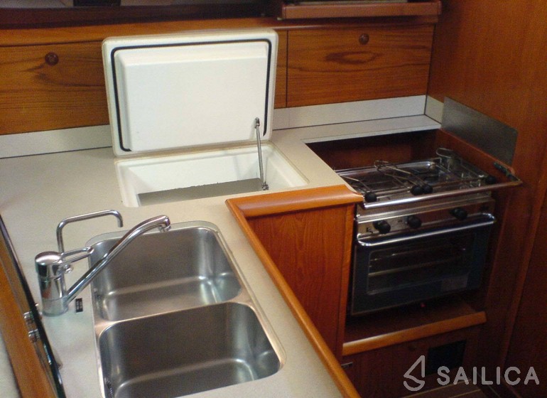 Sun Odyssey 37 - Yacht Charter Sailica