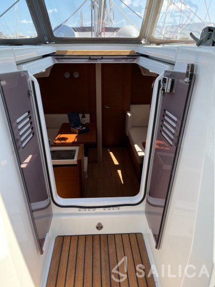 Sun Odyssey 380 - Yacht Charter Sailica