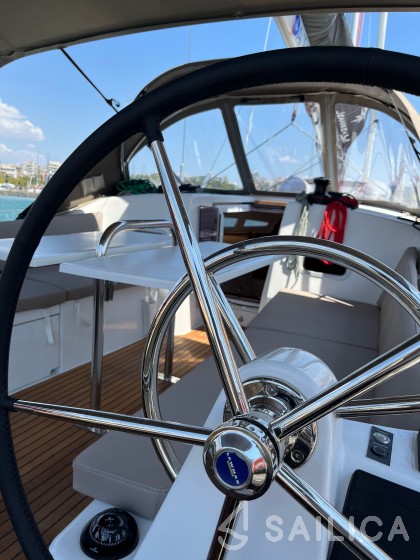 Sun Odyssey 380 - Yacht Charter Sailica