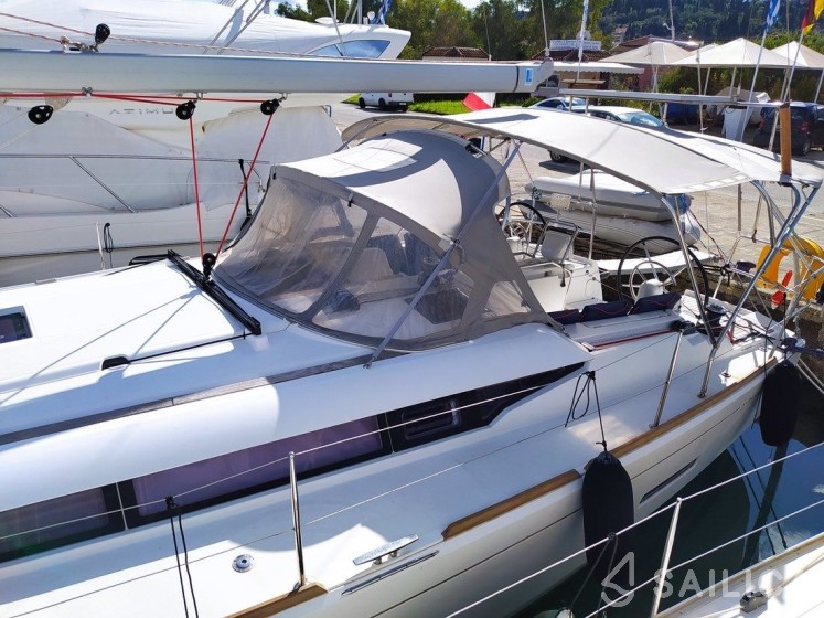 Sun Odyssey 409 - Yacht Charter Sailica