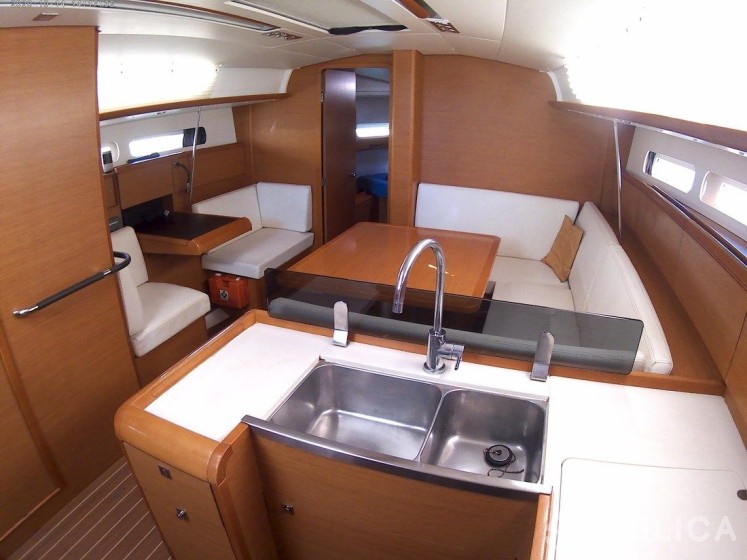 Sun Odyssey 409 - Yacht Charter Sailica