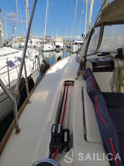 Sun Odyssey 409 - Yacht Charter Sailica