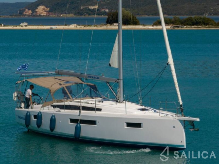 Sun Odyssey 410 - Yacht Charter Sailica