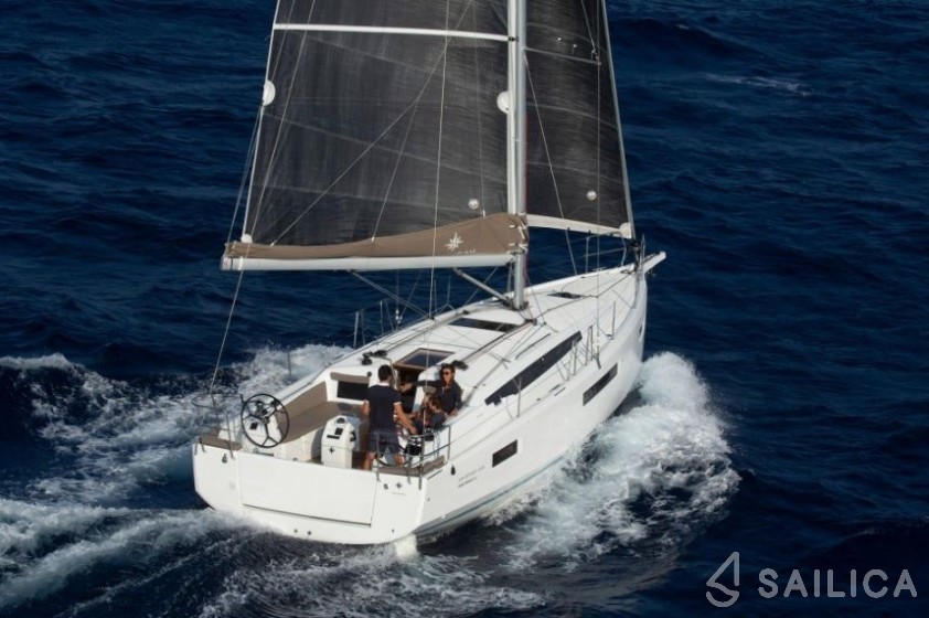 Sun Odyssey 410 - Yacht Charter Sailica