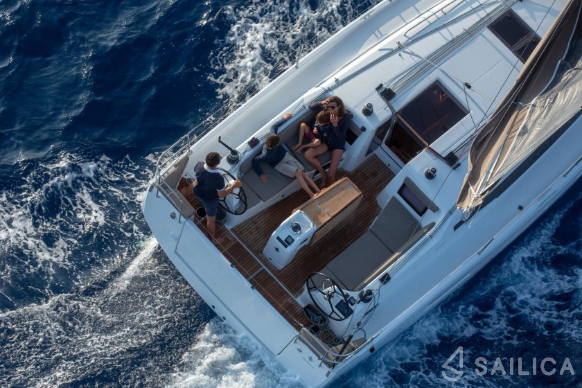 Sun Odyssey 410 - Yacht Charter Sailica