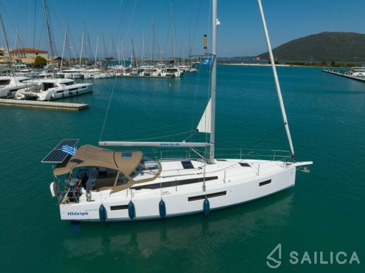 Sun Odyssey 410 - Yacht Charter Sailica