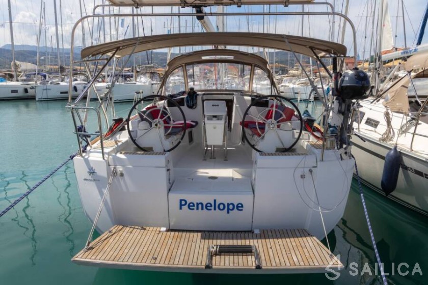 Sun Odyssey 419 - Yacht Charter Sailica
