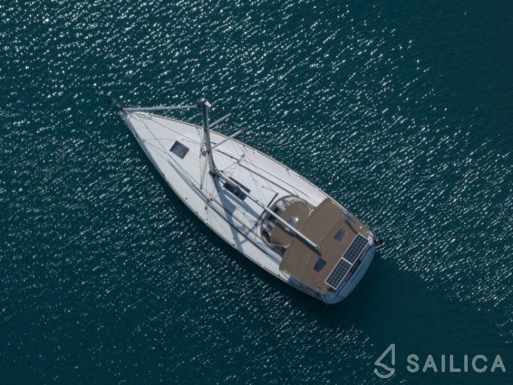 Sun Odyssey 419 - Yacht Charter Sailica