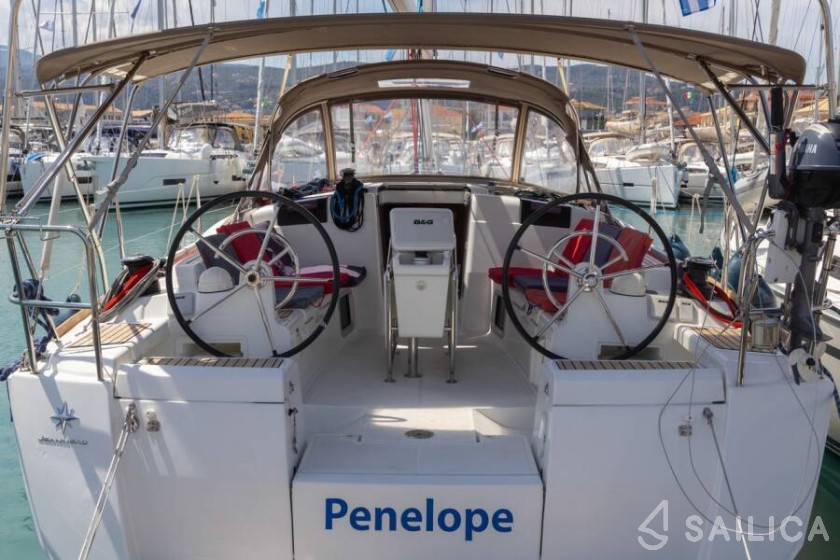 Sun Odyssey 419 - Yacht Charter Sailica