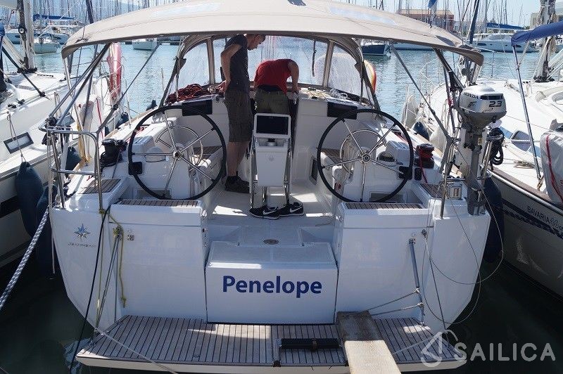 Sun Odyssey 419 - Yacht Charter Sailica