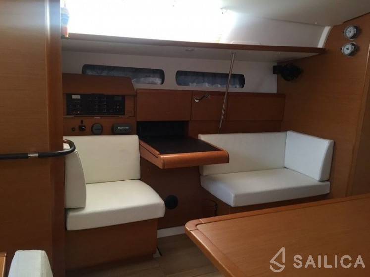 Sun Odyssey 439 - Yacht Charter Sailica