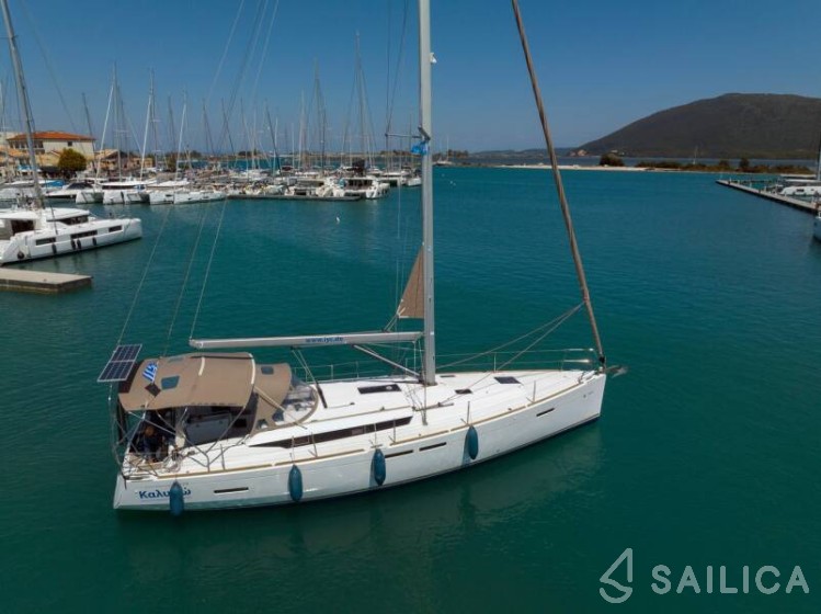 Sun Odyssey 439 - Yacht Charter Sailica