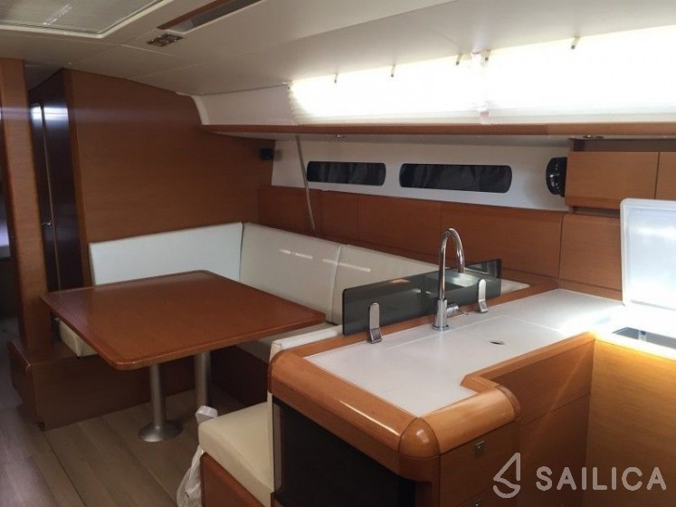 Sun Odyssey 439 - Yacht Charter Sailica