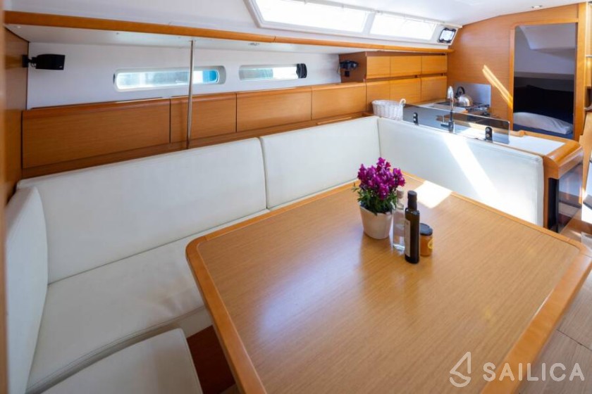Sun Odyssey 439 - Yacht Charter Sailica