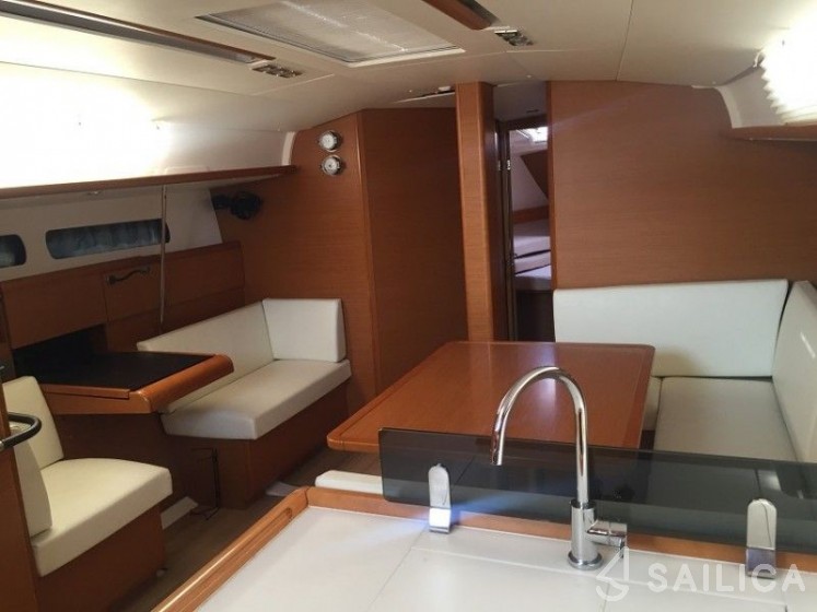 Sun Odyssey 439 - Yacht Charter Sailica