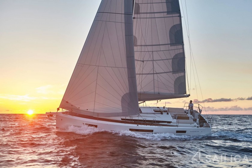 Sun Odyssey 440 - Yacht Charter Sailica