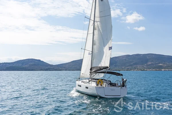 Sun Odyssey 440 - Yacht Charter Sailica