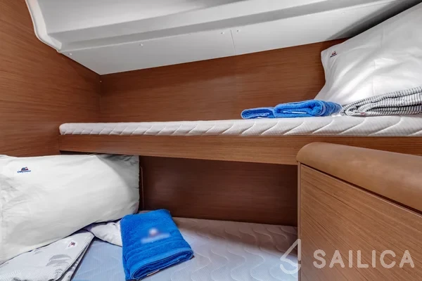 Sun Odyssey 449 - Yacht Charter Sailica