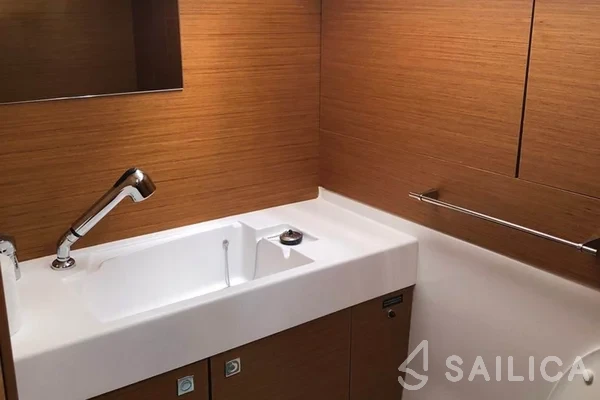 Sun Odyssey 479 - Yacht Charter Sailica