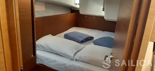 Sun Odyssey 490 - Yacht Charter Sailica