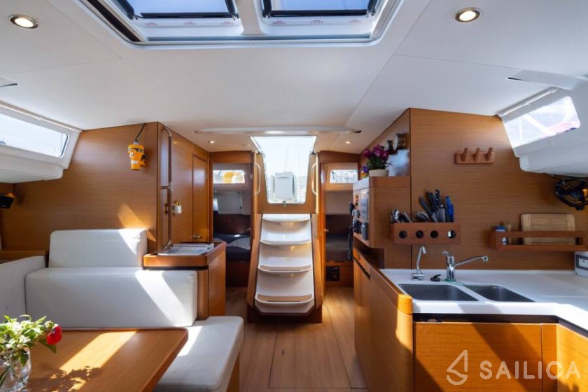 Sun Odyssey 490 - Yacht Charter Sailica