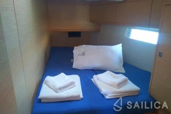 Sun Odyssey 519 - Yacht Charter Sailica