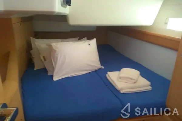 Sun Odyssey 519 - Yacht Charter Sailica