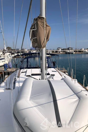 Sun Odyssey 519 - Yacht Charter Sailica