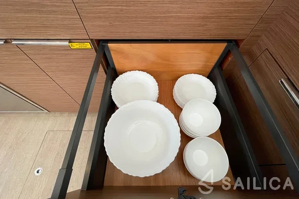 Lagoon 46  - Yacht Charter Sailica