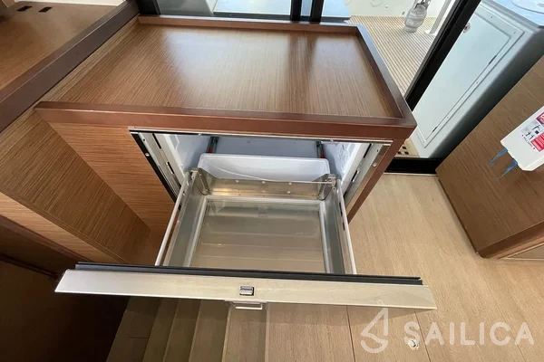 Lagoon 46  - Yacht Charter Sailica