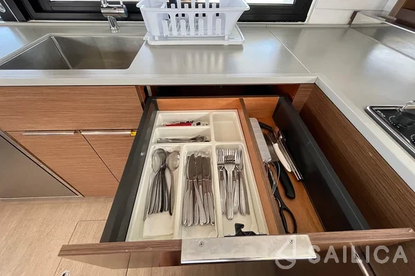 Lagoon 46  - Yacht Charter Sailica