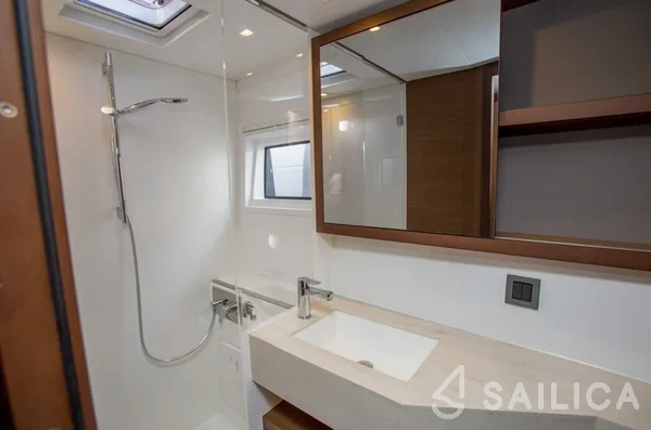 Lagoon 46  - Yacht Charter Sailica