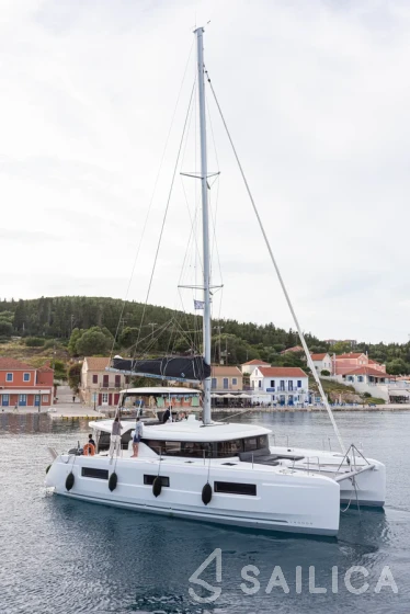 Lagoon 46  - Yacht Charter Sailica
