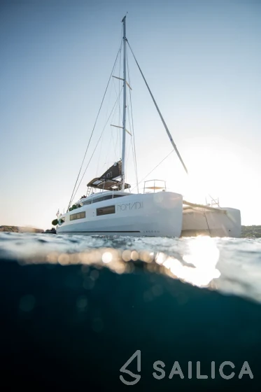 Lagoon 50 - Yacht Charter Sailica