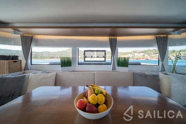 Lagoon 50 - Yacht Charter Sailica