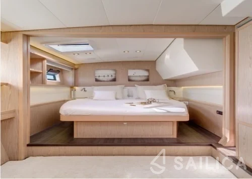 Lagoon 52F - Yacht Charter Sailica