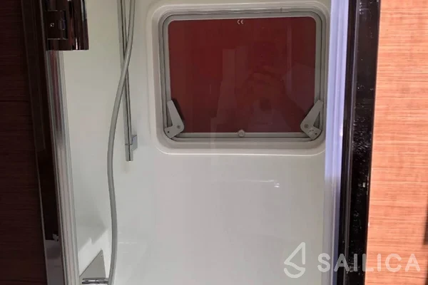 Lagoon 52F - Yacht Charter Sailica