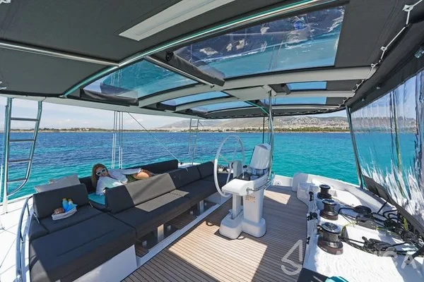 Lagoon 52F - Yacht Charter Sailica