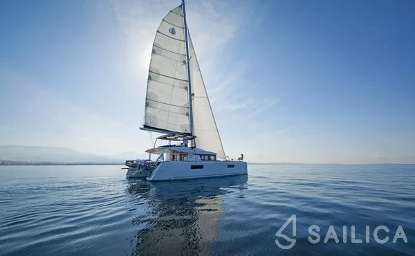 Lagoon 52F - Yacht Charter Sailica