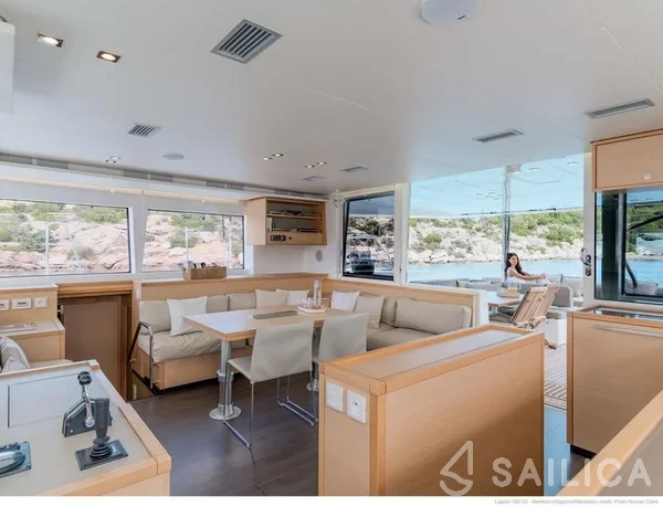 Lagoon 560 S2 - Yacht Charter Sailica