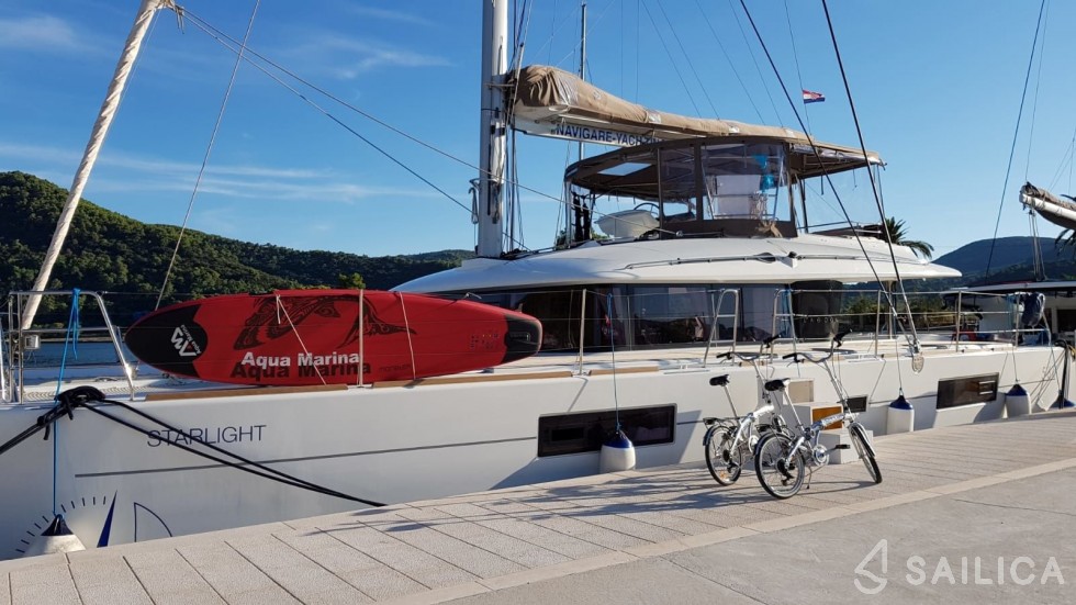Lagoon 560 S2 - Yacht Charter Sailica