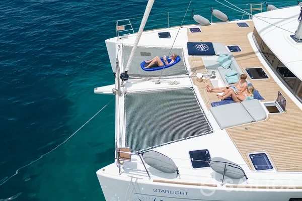 Lagoon 560 S2 - Yacht Charter Sailica